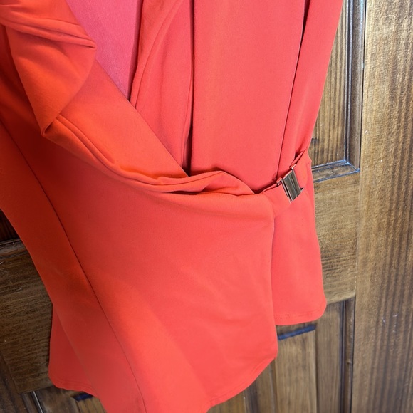 BeBe Blouse - Picture 4 of 4